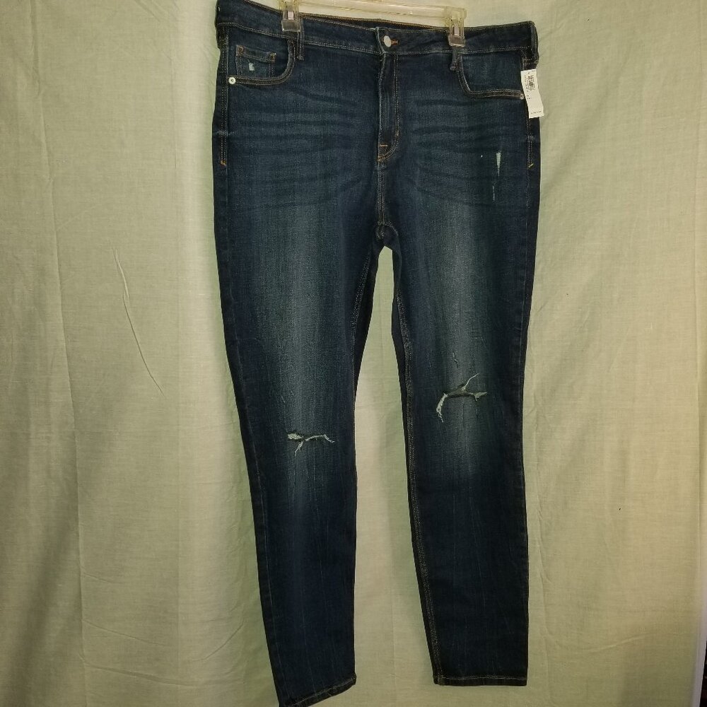 Old Navy Rockstar Supper Skinny Distressed Jeans Dark Washed Size 18 Tall